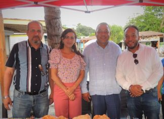 Alcalde apuesta nuevo contenido a oferta país de sol y playa.