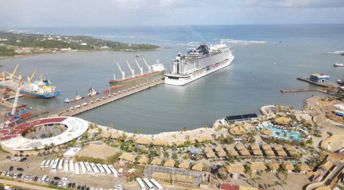 Taino Bay: 300,000 cruceristas en su primer año de operaciones en Puerto Plata