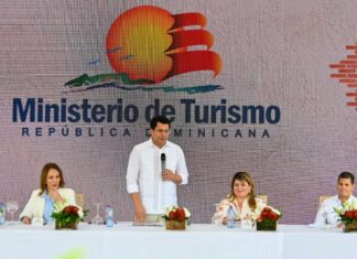 Ministro Collado deja iniciado un amplio programa de reconstrucción de calles en Ciudad Colonial con una inversión de más de 109 millones de pesos
