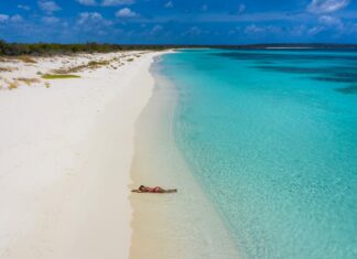 Bahía de las Águilas tendría capacidad para 3,500 turistas tras proyecto Pedernales