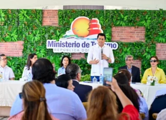 Collado deja iniciado los trabajos de restauración del Alcázar de Colón, Puerta de la Misericordia y Museo de las Casas Reales