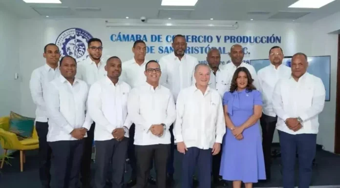 Frank Rainieri destaca cualidades del turismo en San Cristóbal