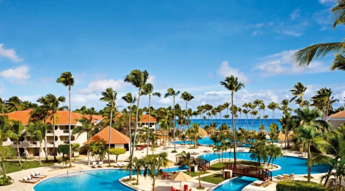 Dos hoteles dominicanos en la lista de los 9 mejores resorts todo incluido para adolescentes