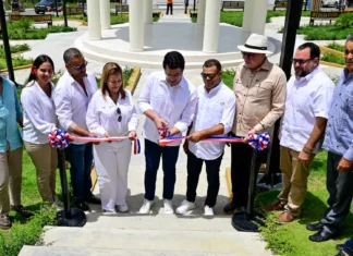 Ministro de Turismo inaugura construcción Parque Central en el Pinar de San José de Ocoa