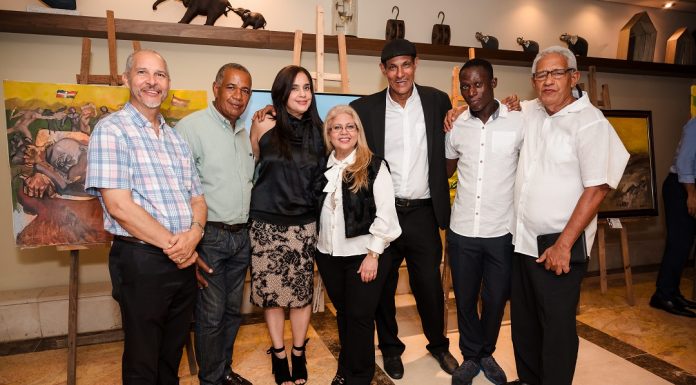 Catalonia Santo Domingo presentó “16 Artistas con la Restauración”