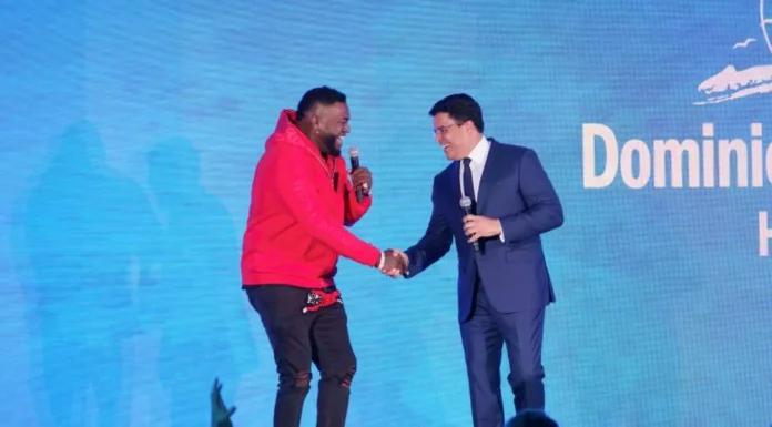 David Collado y David Ortiz promocionan a República Dominicana en Boston