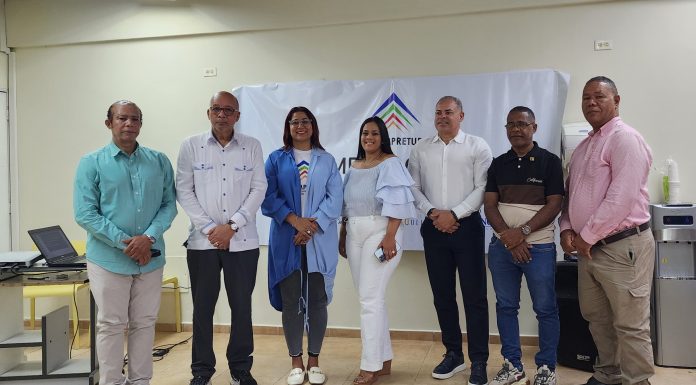 Adompretur Samaná realiza asamblea y taller de redacción creativa