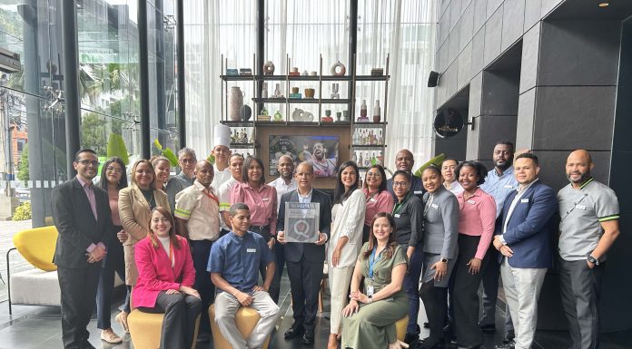 Holiday Inn Santo Domingo recibe certificación Qualitur
