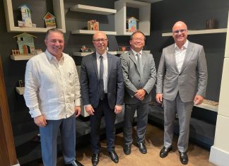 Igor Rodríguez y Héctor Porcella se reúnen con autoridades de la aviación civil internacional