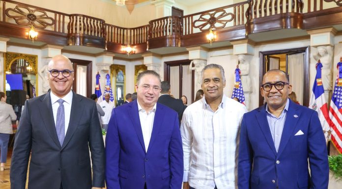 Porcella dice acuerdo de cielos abiertos facilitará a líneas aéreas de RD viajar a cualquier destino de EU