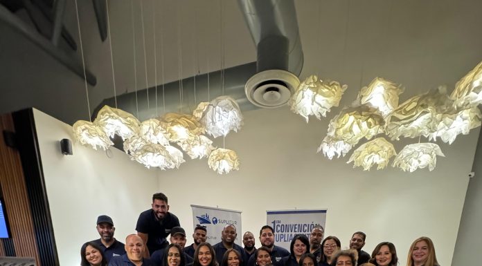 Suplitur da la bienvenida a su primera convención de Supliagentes a bordo de un crucero por el Mediterráneo