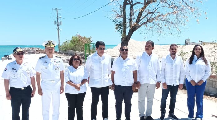 Turismo inicia construcción de la terminal de cruceros en el puerto de Barahona.