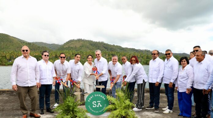 Abinader da inicio a construcción del puerto turístico Samaná Port