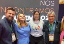 FIPETUR y FESTURIS celebraron la primera década del ‘Árbol de la Integración’