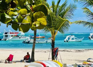 Adompretur exhorta regular el caos marítimo en franja de bañistas en playa de Bávaro
