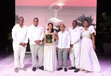 The Caribbean Gold Coast Awards reconoce a Adompretur por su valioso aporte al desarrollo turístico nacional