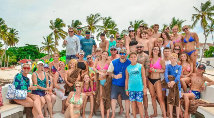 Punta Cana celebra el atardecer con Sunset Catamarán, una experiencia inolvidable en el mar Caribe