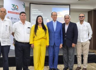 Adompretur reúne a periodistas en foro internacional sobre turismo